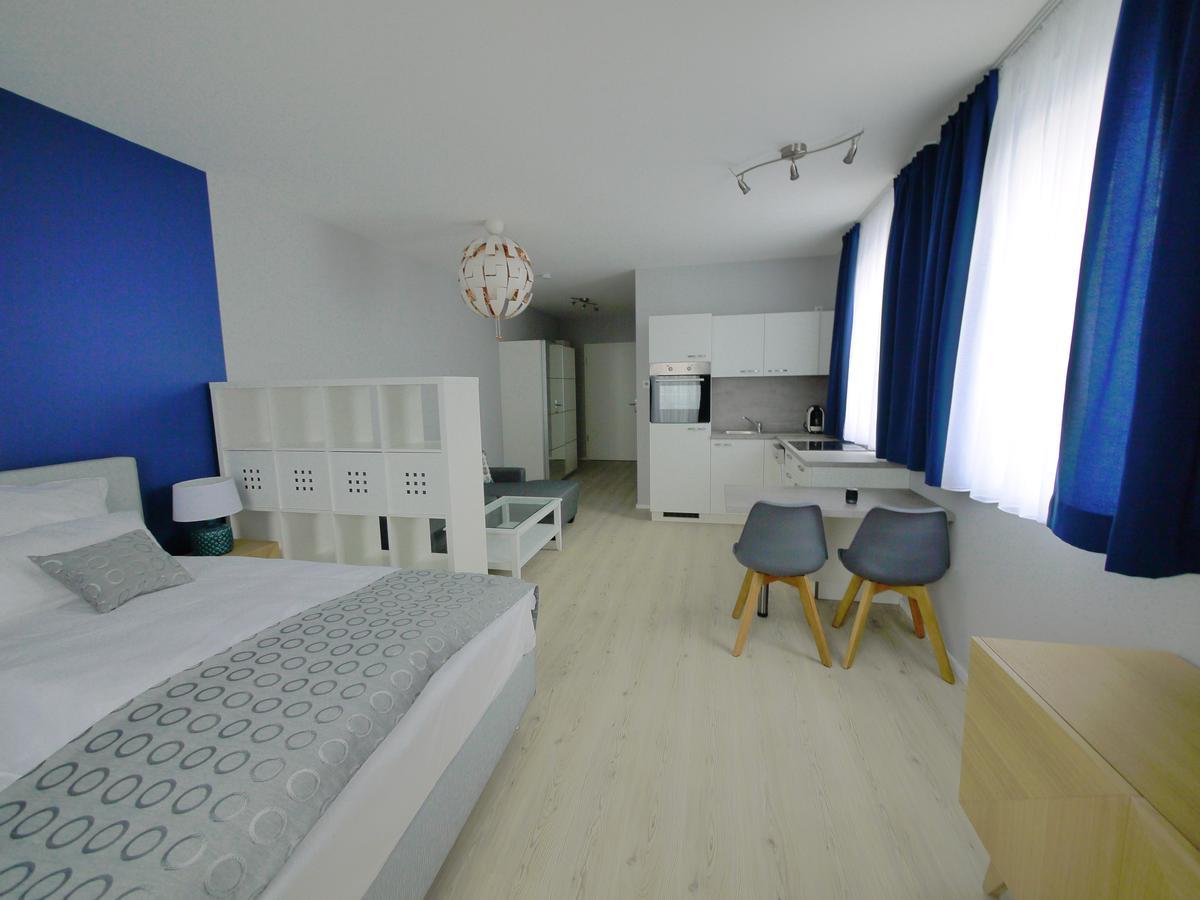 Blue River Side Блаущайн Екстериор снимка